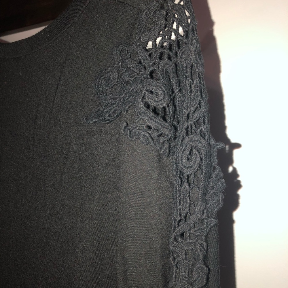 Tunic - Picture 3 of 3